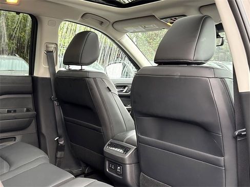 Used 2023 Nissan Pathfinder Platinum w/ Lighting Package (N93) image 20