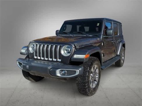Used 2019 Jeep Wrangler Unlimited Sahara image 4
