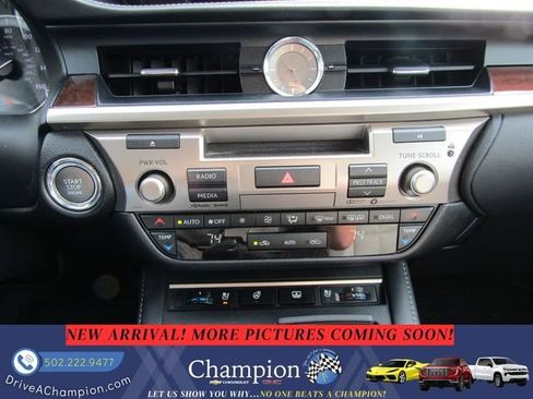 Used 2017 Lexus ES 350 w/ Luxury Package image 15