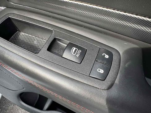Used 2023 Dodge Durango GT AWD/4WD image 32