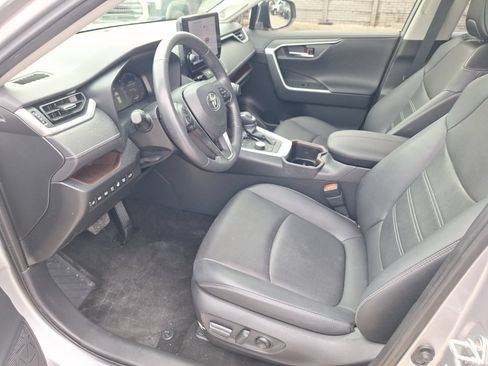 Used 2024 Toyota RAV4 Limited w/ Advanced Technology Package AWD/4WD image 15