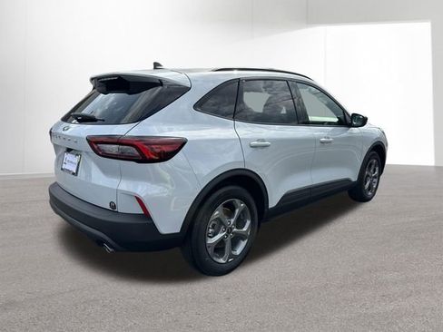 Used 2026 Ford Escape ST-Line image 13