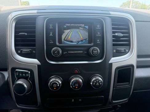 Used 2019 RAM 1500 Classic SLT RWD image 12