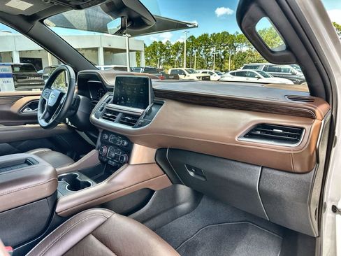 Certified 2023 Chevrolet Tahoe High Country w/ Premium Package 2 image 29