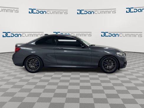 Used 2016 BMW M235i Coupe RWD image 9