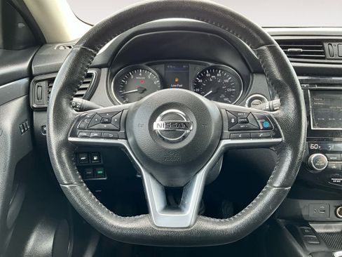 Used 2020 Nissan Rogue SV w/ Premium Package AWD/4WD image 16
