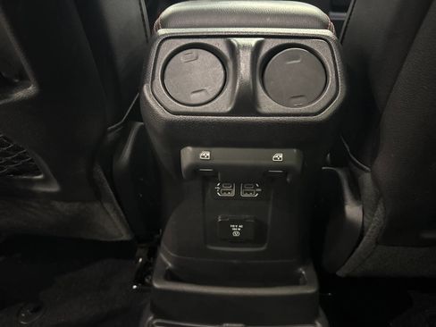 Used 2020 Jeep Wrangler Unlimited Rubicon image 96