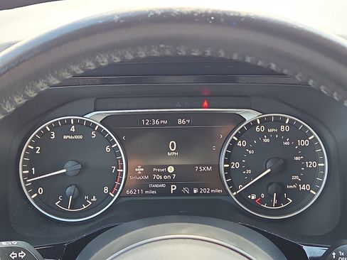 Used 2024 Nissan Pathfinder SV FWD image 23