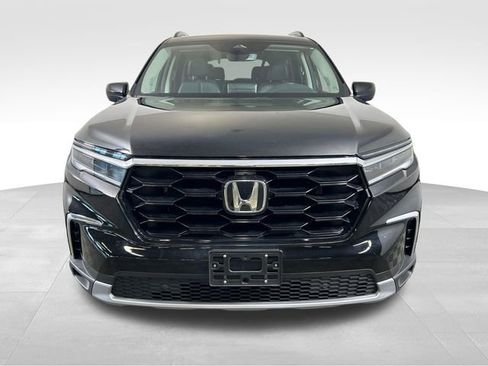 Used 2024 Honda Pilot Touring image 9