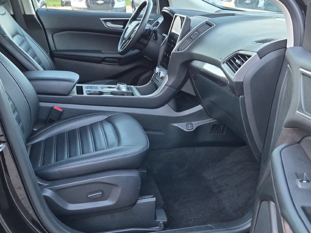 Certified 2024 Ford Edge SEL w/ Convenience Package AWD/4WD image 30