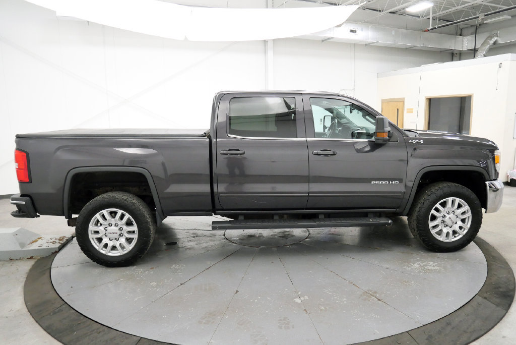 Used 2016 GMC Sierra 2500 SLE w/ SLE Preferred Package AWD/4WD image 9