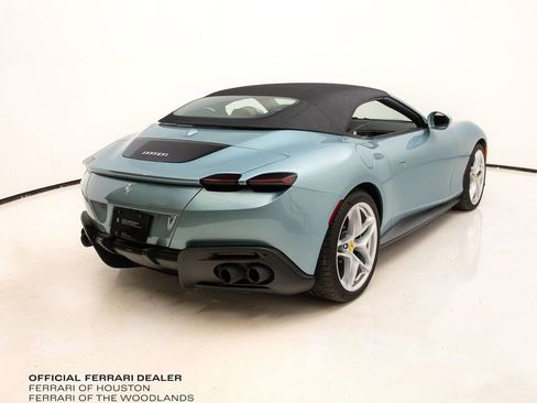 Used 2025 Ferrari Roma Spider RWD image 28