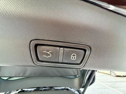 Used 2022 Alfa Romeo Stelvio Veloce AWD/4WD image 30