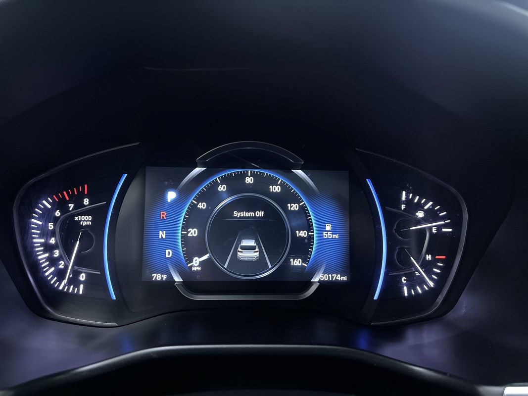 Used 2019 Hyundai Santa Fe Limited AWD/4WD image 19