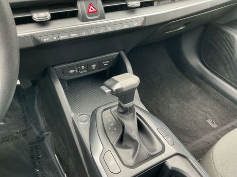 Used 2025 Kia K4 FWD image 37