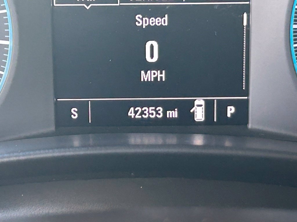 Used 2020 Chevrolet Equinox LS w/ LS Convenience Package FWD image 41