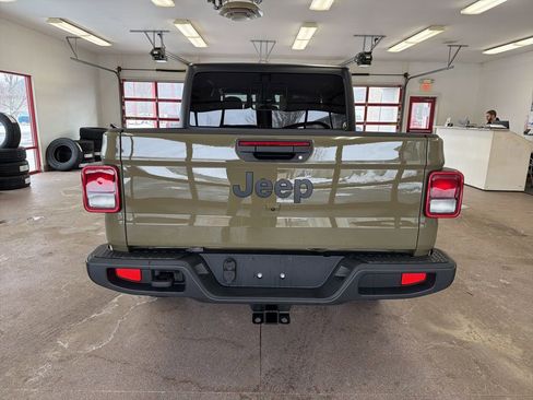 New 2026 Jeep Gladiator Sport image 23