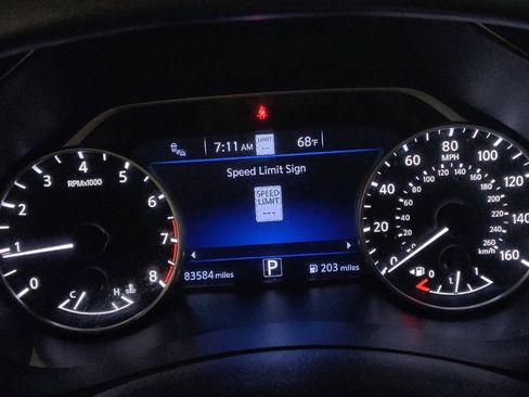 Used 2023 Nissan Murano SL w/ Cargo Package image 23