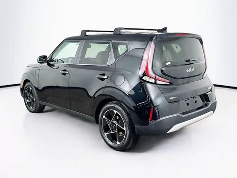 Used 2023 Kia Soul EX FWD image 4