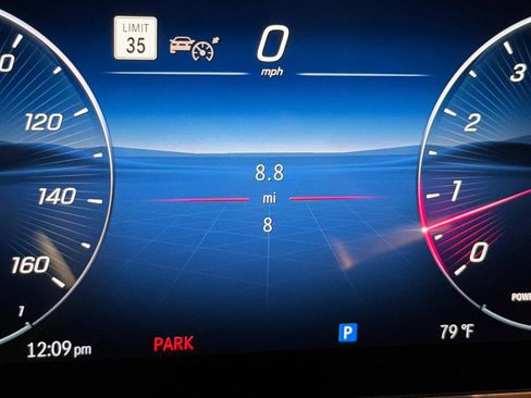 New 2026 Mercedes-Benz CLE 300 4MATIC Coupe image 23