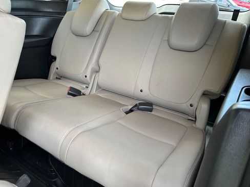 Used 2023 Honda Odyssey Touring image 16