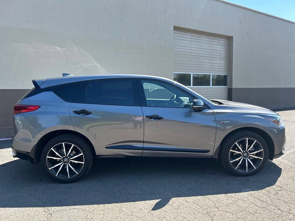 Used 2025 Acura RDX w/ Advance Package AWD/4WD image 3