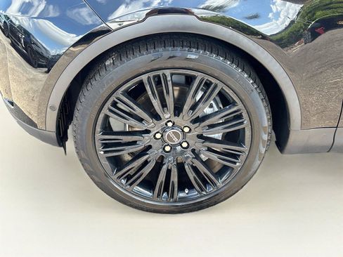 Used 2019 Land Rover Discovery SE AWD/4WD image 33