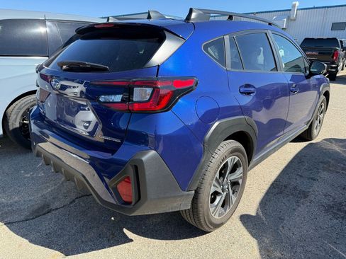 Used 2025 Subaru Crosstrek 2.0i Premium image 2