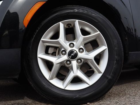 Used 2024 Kia Soul LX w/ Option Group 015 image 5