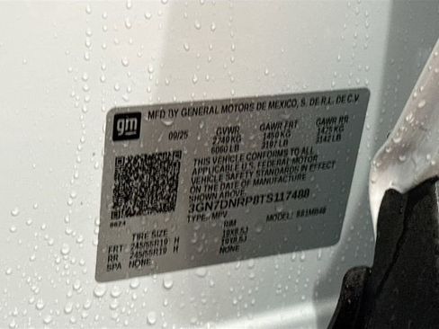 New 2026 Chevrolet Equinox EV LT image 32