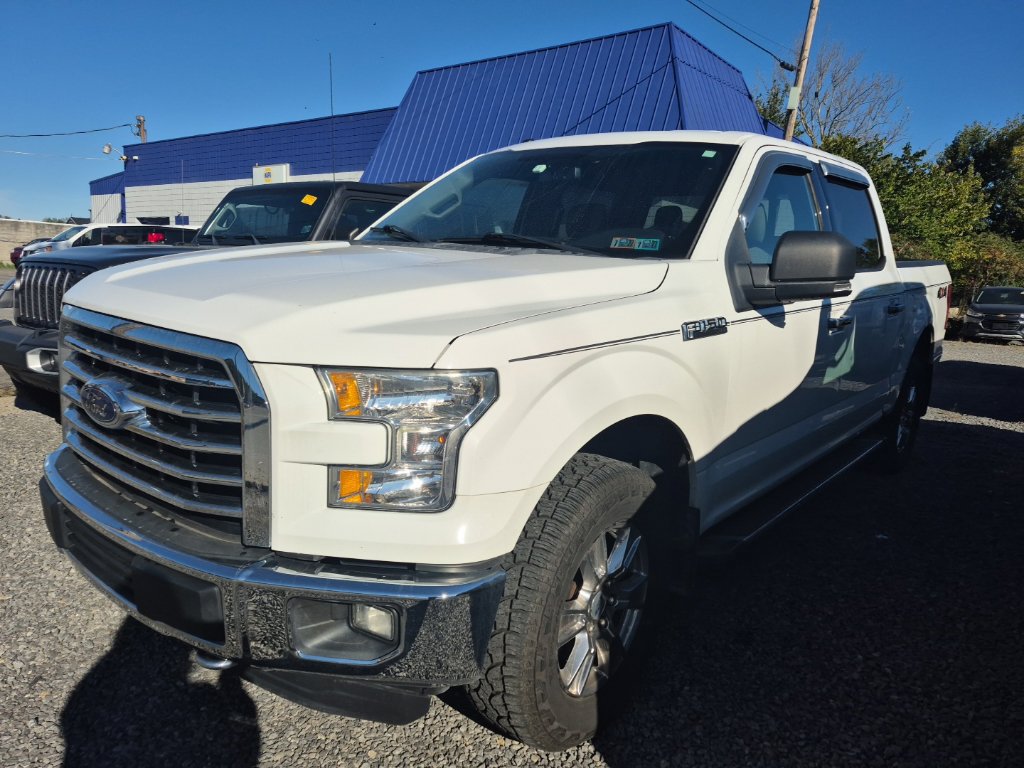 Used 2015 Ford F150 XLT w/ Equipment Group 302A Luxury AWD/4WD image 3