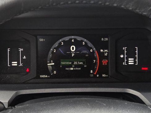 Certified 2025 Toyota 4Runner SR5 AWD/4WD image 22