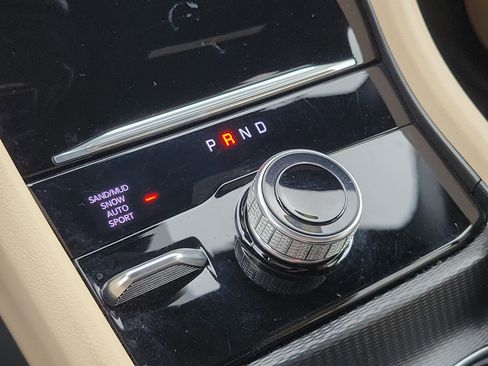 Used 2024 Jeep Grand Cherokee Limited w/ Trailer Tow Package AWD/4WD image 27