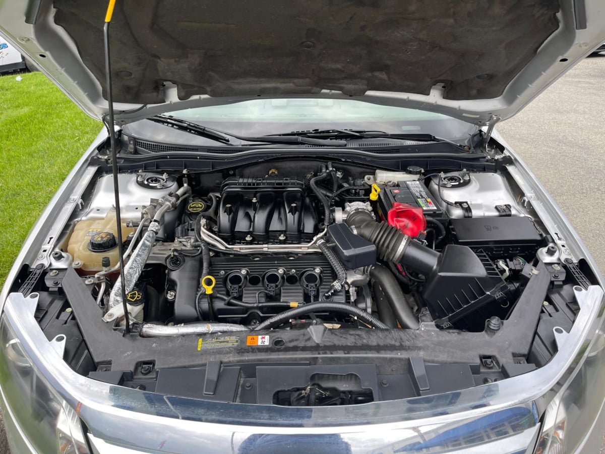 Used 2012 Ford Fusion SEL FWD image 33