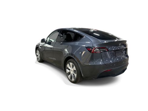 Certified 2023 Tesla Model Y Long Range AWD/4WD image 4