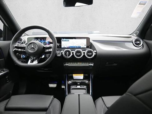 Certified 2025 Mercedes-Benz GLA 35 AMG 4MATIC image 22