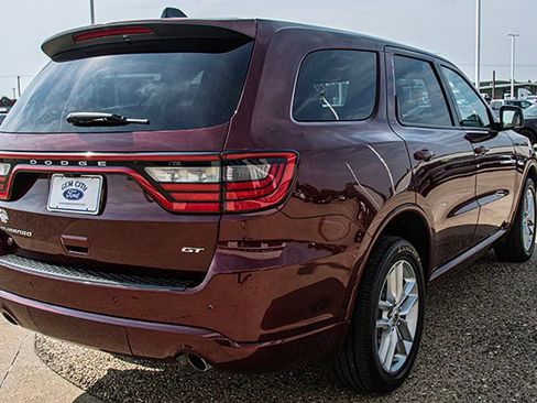 Used 2024 Dodge Durango GT image 4