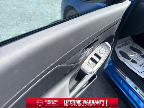 New 2026 Nissan Sentra SR FWD image 11