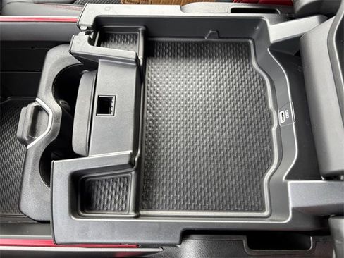 Used 2022 RAM 1500 Rebel image 30