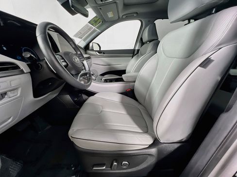 Used 2025 Hyundai Palisade SEL FWD image 15