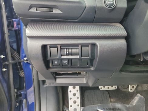 Used 2017 Subaru Impreza 2.0i Sport image 14
