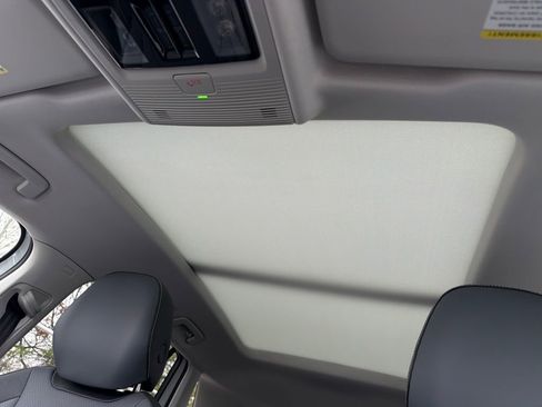 New 2026 Volkswagen Tiguan SE AWD/4WD image 22