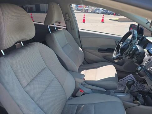 Used 2011 Honda Insight EX image 10