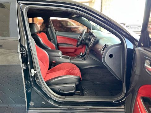 Used 2018 Dodge Charger R/T Scat Pack RWD image 55