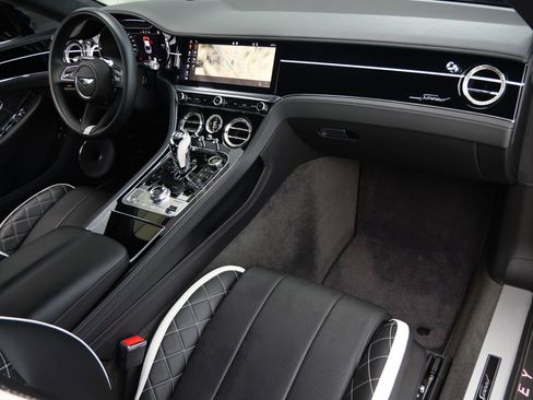 Used 2022 Bentley Continental GT Speed image 26