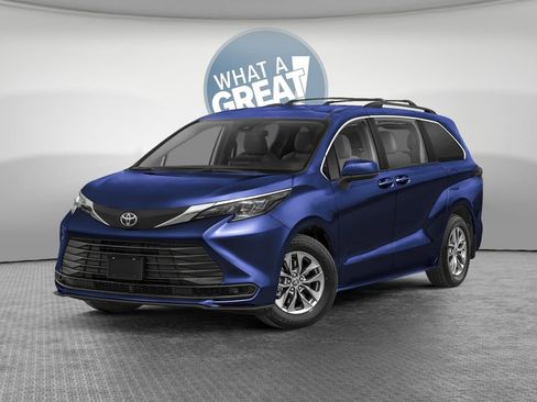 New 2026 Toyota Sienna LE AWD/4WD image 1