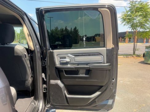Used 2019 RAM 2500 Big Horn AWD/4WD image 24