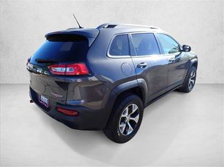 Used 2014 Jeep Cherokee Trailhawk w/ Leather Interior Group AWD/4WD video 4
