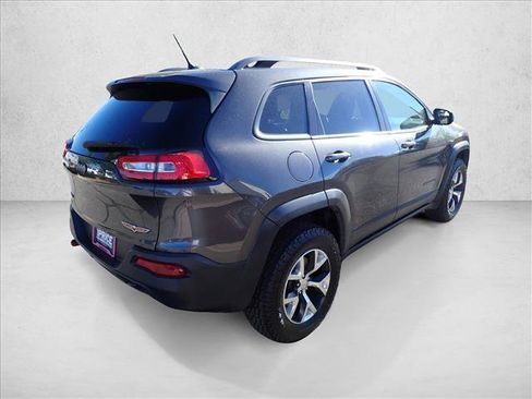 Used 2014 Jeep Cherokee Trailhawk w/ Leather Interior Group AWD/4WD image 4