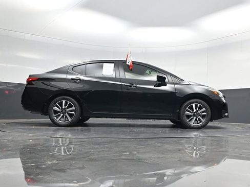 Used 2025 Nissan Versa SV w/ Trunk Package image 47